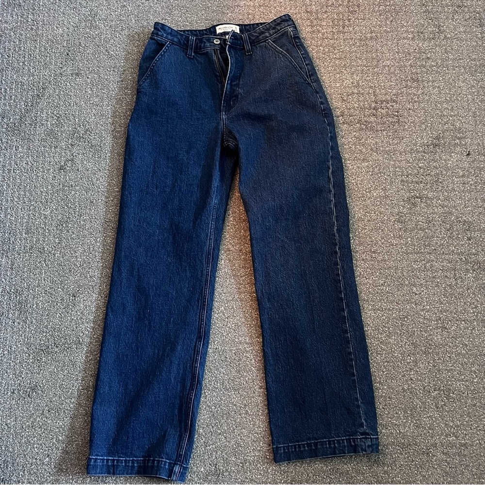 Abercrombie & Fitch Curve Love High Rise 90’s Relaxed Jeans